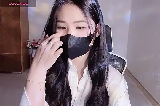    Daisy    online show from 17, 12, 2025