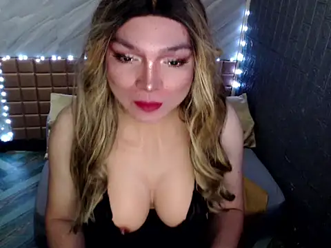 Asiandollxxx4uandMe online show from 5, 5, 2026