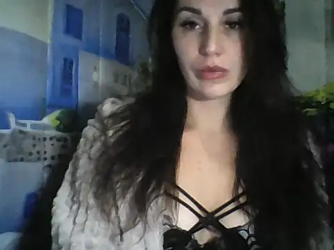 Snapshot of Qinini chatting on 15, 10, 2025 Qinini online show from 15, 10, 2025