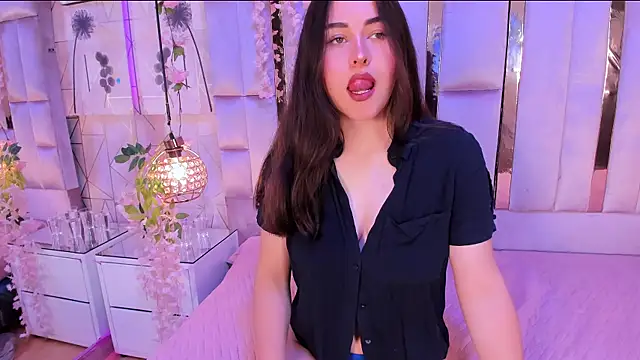 HannaCollins  online show from 23, 9, 2025