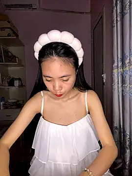 Snapshot of Dau-Tayy chatting on 15, 9, 2025 Dau-Tayy online show from 15, 9, 2025