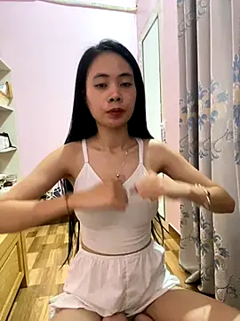 Snapshot of Dau-Tayy chatting on 17, 9, 2025 Dau-Tayy online show from 17, 9, 2025