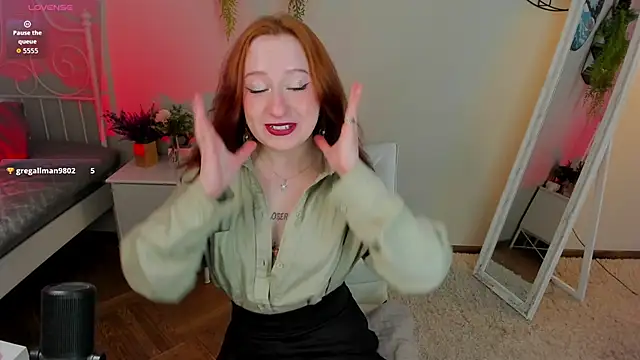 Snapshot of Violet_Griffen chatting on 22, 3, 2026 Violet Griffen online show from 22, 3, 2026