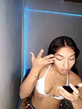 Sharlotte Watts online show from 8, 10, 2025