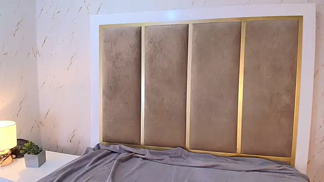 ArielleWilde online show from 5, 2, 2026