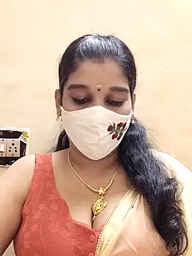 Snapshot of amelia-rani chatting on 4, 10, 2025 amelia-rani online show from 4, 10, 2025