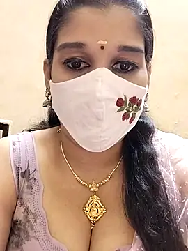 Snapshot of amelia-rani chatting on 17, 12, 2025 amelia-rani online show from 17, 12, 2025