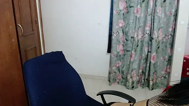 alejandralatina online show from 29, 11, 2025