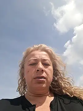 sofiacurvy 45 online show from 2, 12, 2025