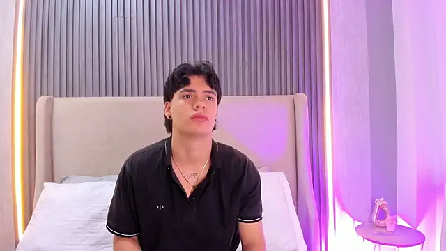 BenitoSaenz online show from 12, 11, 2025