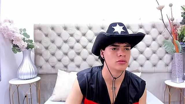 Snapshot of BenitoSaenz chatting on 9, 1, 2026 BenitoSaenz online show from 9, 1, 2026