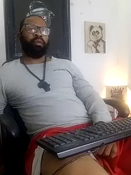 Snapshot of King_Malik chatting on 10, 11, 2025 King Malik online show from 10, 11, 2025