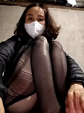 Baby-sexyass96 online show from 18, 3, 2026