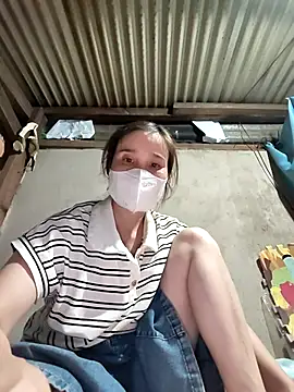 Baby-sexyass96 online show from 2, 4, 2026