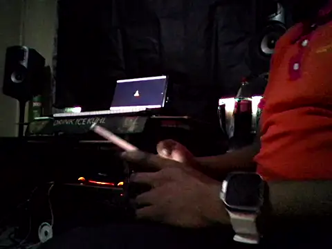 OnlyMoneyIwanT online show from 22, 2, 2026