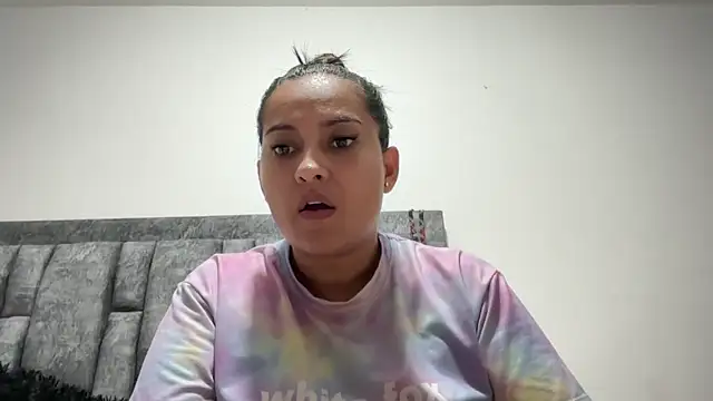 Sophia copper online show from 3, 10, 2025