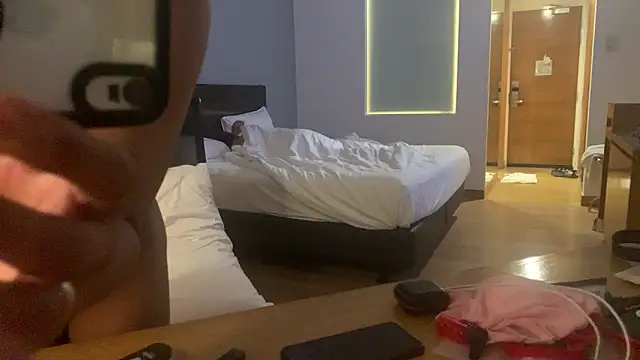 Ayie1822xh online show from 15, 2, 2026