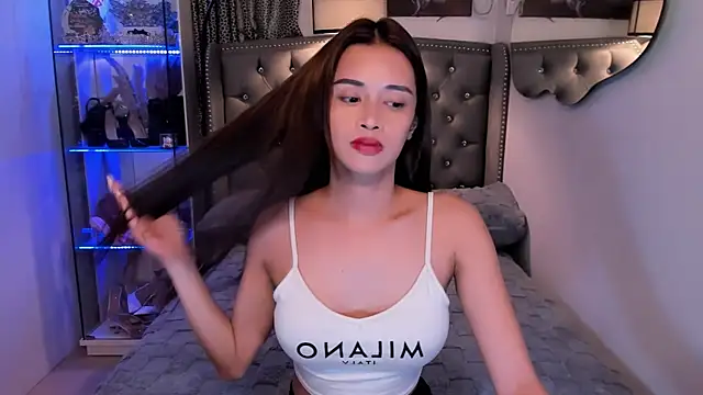 Lars empress online show from 28, 9, 2025