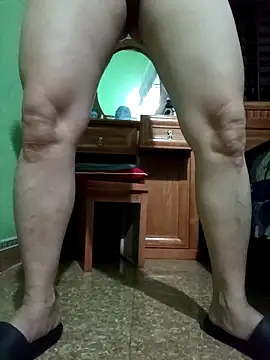 SexyQueen99 online show from 8, 5, 2026