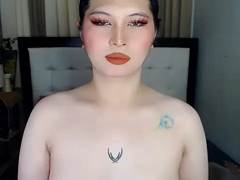 Snapshot of NaomiSmall chatting on 12, 9, 2025 NaomiSmall online show from 12, 9, 2025