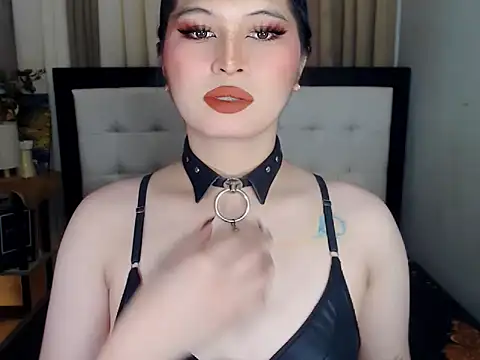 Snapshot of NaomiSmall chatting on 22, 9, 2025 NaomiSmall online show from 22, 9, 2025