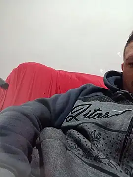 Snapshot of Suamulherfeliz chatting on 17, 6, 2026 Suamulherfeliz online show from 17, 6, 2026