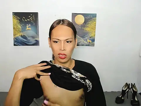 Snapshot of Savanna_White chatting on 13, 11, 2025 Savanna White online show from 13, 11, 2025