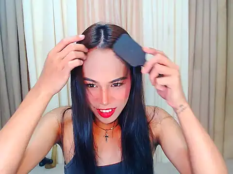 Snapshot of Savanna_White chatting on 18, 11, 2025 Savanna White online show from 18, 11, 2025