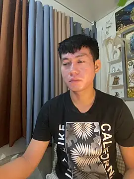 xshyboyx online show from 5, 2, 2026