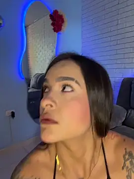 Snapshot of Im_Fernanda chatting on 10, 11, 2025 Im Fernanda online show from 10, 11, 2025