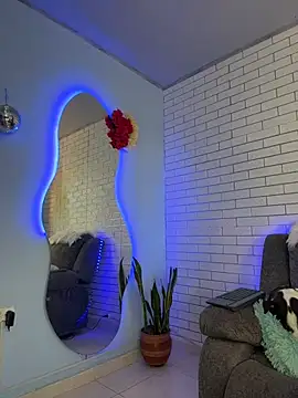 Snapshot of Im_Fernanda chatting on 12, 11, 2025 Im Fernanda online show from 12, 11, 2025