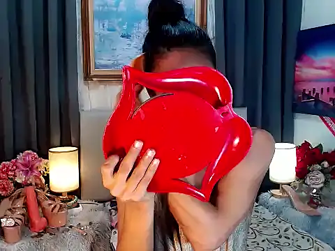 sassylatina online show from 28, 10, 2025