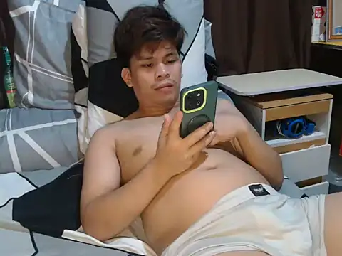 cumwhat me online show from 13, 6, 2026