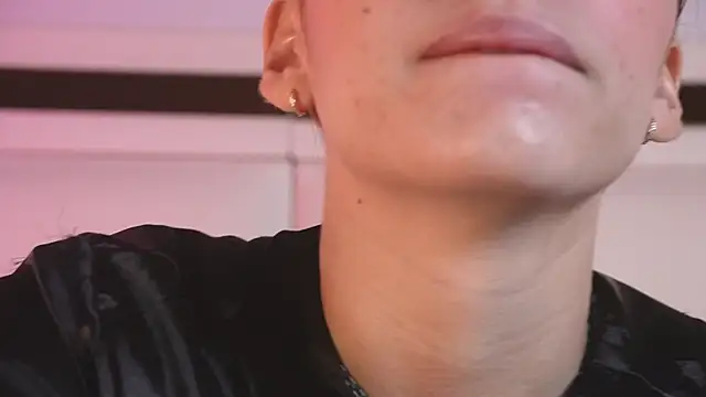 ambar rosse25 online show from 23, 3, 2026