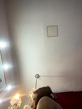 Melody smiith  online show from 29, 10, 2025