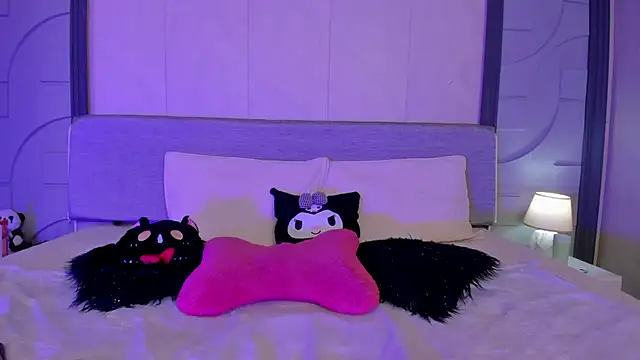 JenniferHills online show from 21, 11, 2025