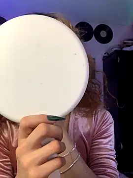 Snapshot of meghan_devil_ chatting on 8, 10, 2025 meghan devil online show from 8, 10, 2025