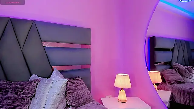 Snapshot of SabrinaAbasali chatting on 1, 11, 2025 SabrinaAbasali online show from 1, 11, 2025