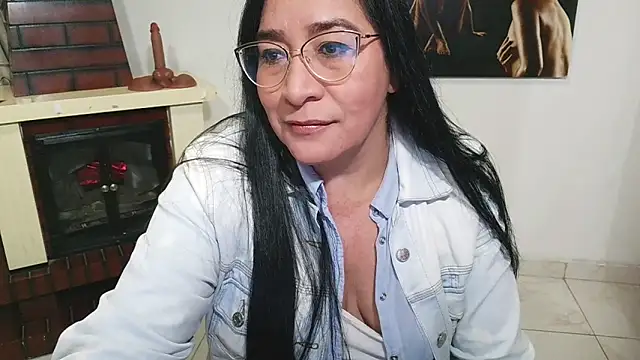 Snapshot of Grace_mature_milf chatting on 6, 1, 2026 Grace mature milf online show from 6, 1, 2026