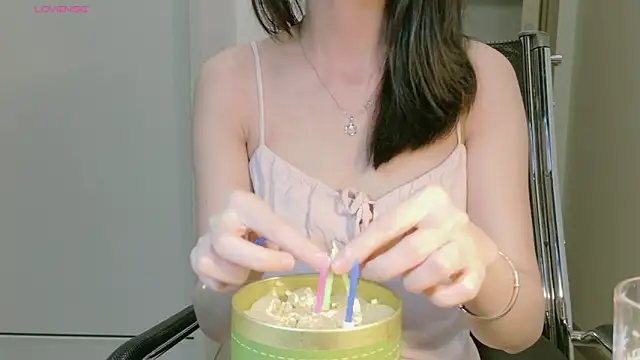 Ryeon 99 online show from 29, 3, 2026