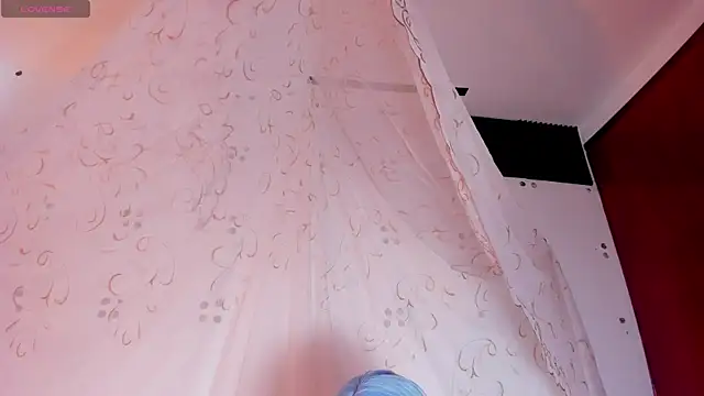 Snapshot of kinkyboat23 chatting on 10, 4, 2026 kinkyboat23 online show from 10, 4, 2026