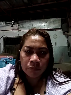 Snapshot of sexybitch_02 chatting on 5, 3, 2026 sexybitch 02 online show from 5, 3, 2026