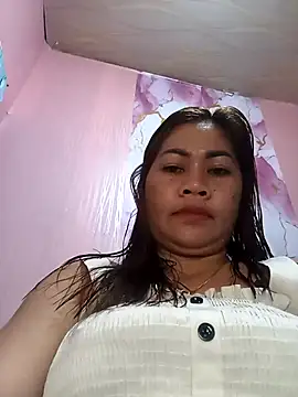 Snapshot of sexybitch_02 chatting on 21, 3, 2026 sexybitch 02 online show from 21, 3, 2026