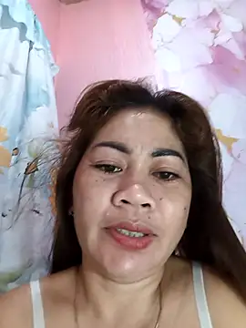 Snapshot of sexybitch_02 chatting on 2, 4, 2026 sexybitch 02 online show from 2, 4, 2026