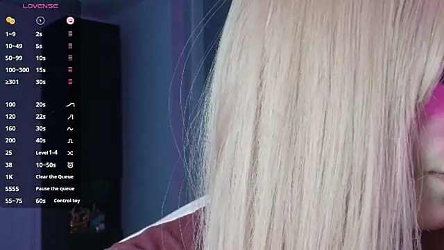 Snapshot of PieraMarch chatting on 12, 10, 2025 PieraMarch online show from 12, 10, 2025