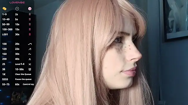 Snapshot of PieraMarch chatting on 15, 10, 2025 PieraMarch online show from 15, 10, 2025