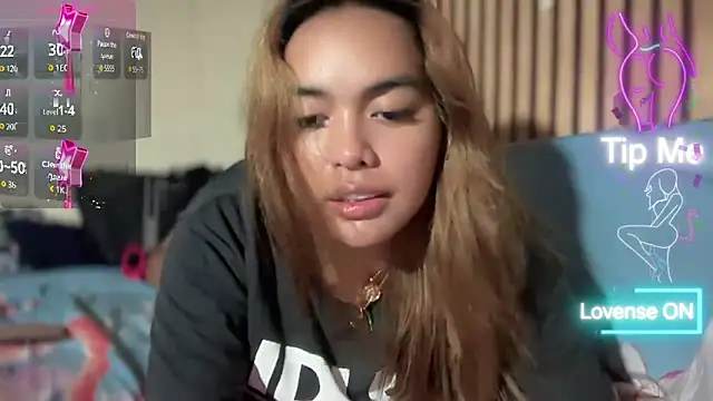 Snapshot of urasianlady chatting on 30, 5, 2026 urasianlady online show from 30, 5, 2026