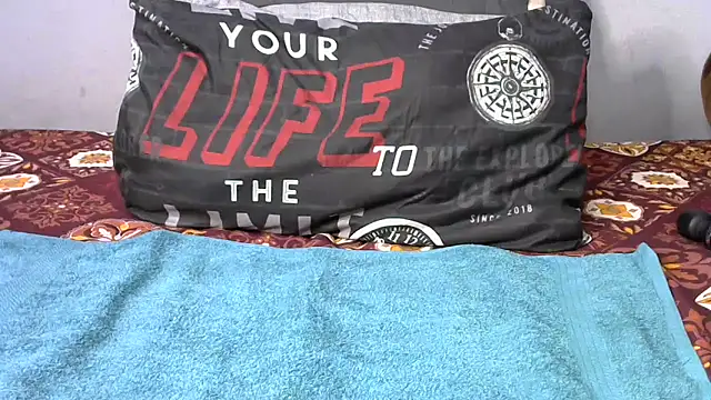 shy-lillyX22 online show from 11, 2, 2026