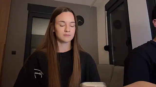 Snapshot of TenDouble chatting on 21, 9, 2025 TenDouble online show from 21, 9, 2025