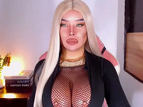 Snapshot of NataliaFernandezz chatting on 7, 3, 2026 NataliaFernandezz online show from 7, 3, 2026